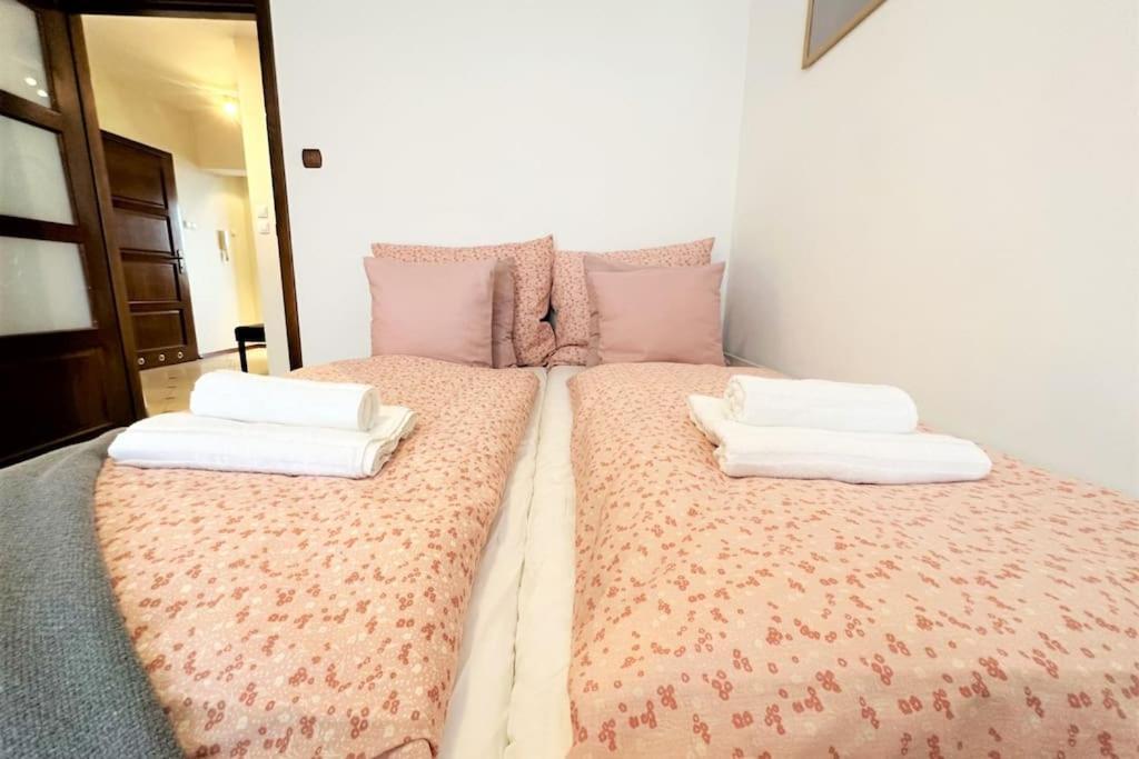 Exclusive Penthouse Near Citycenter 120M2 +Netflix Красков Екстериор снимка