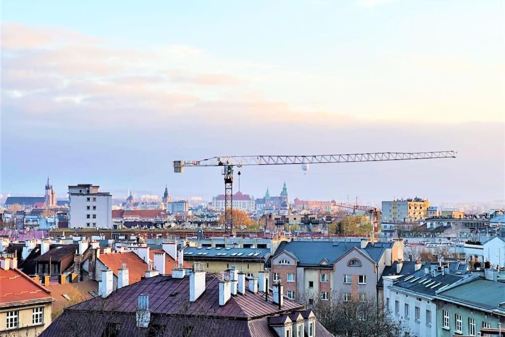 Exclusive Penthouse Near Citycenter 120M2 +Netflix Красков Екстериор снимка