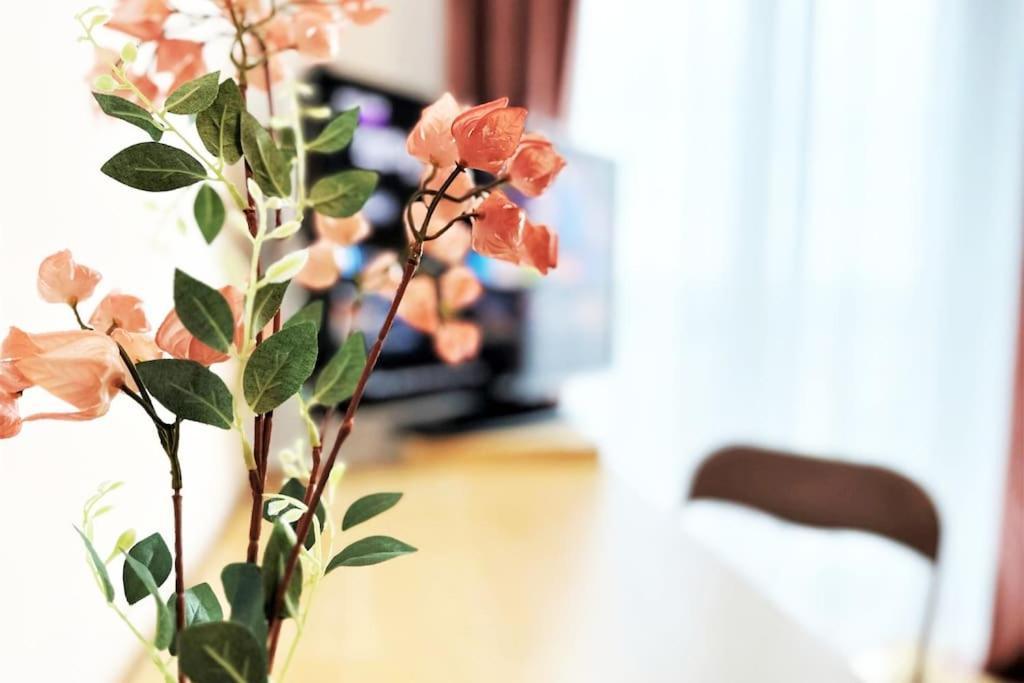 Exclusive Penthouse Near Citycenter 120M2 +Netflix Красков Екстериор снимка