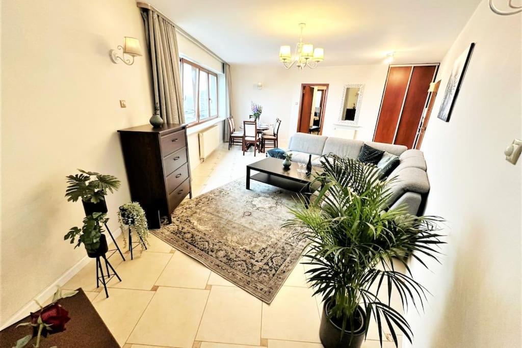 Exclusive Penthouse Near Citycenter 120M2 +Netflix Красков Екстериор снимка