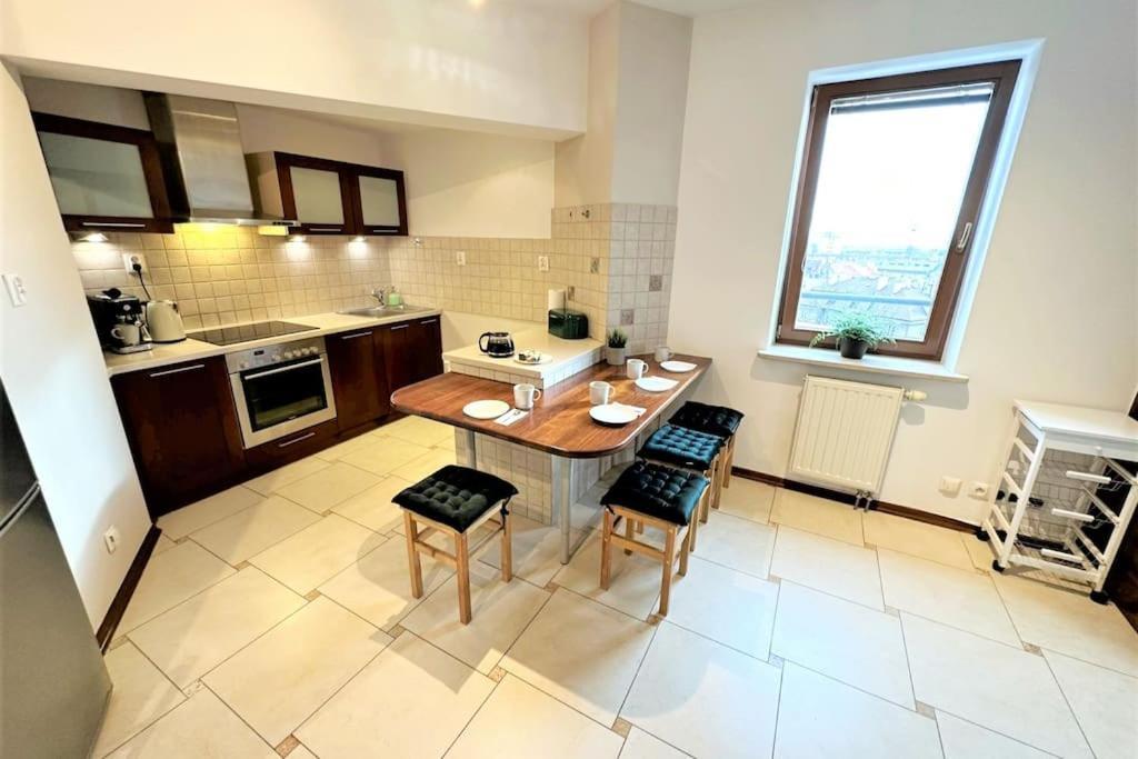 Exclusive Penthouse Near Citycenter 120M2 +Netflix Красков Екстериор снимка